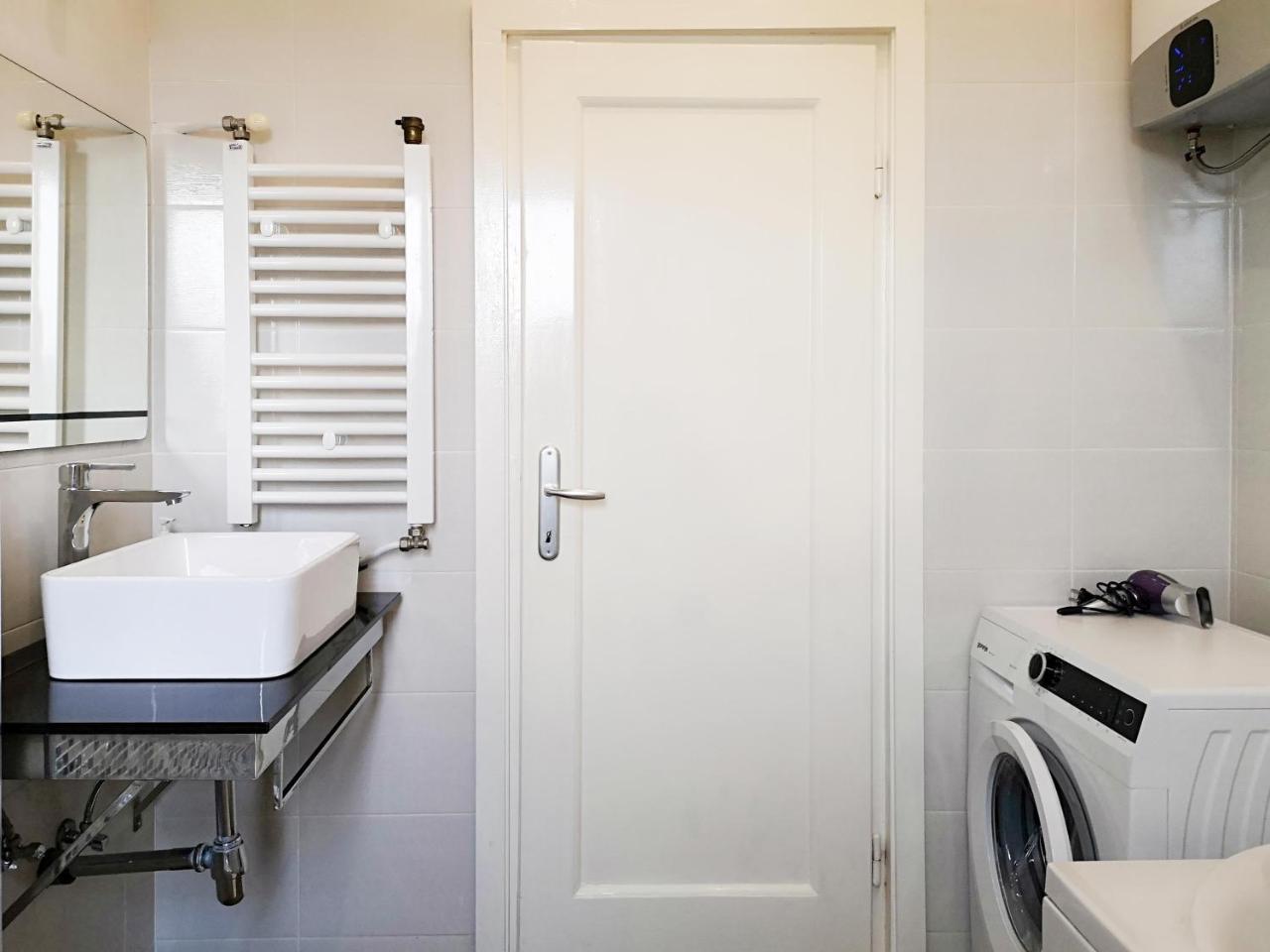 Filinhome Stefanovica Suite 9 Νόβι Σαντ Εξωτερικό φωτογραφία