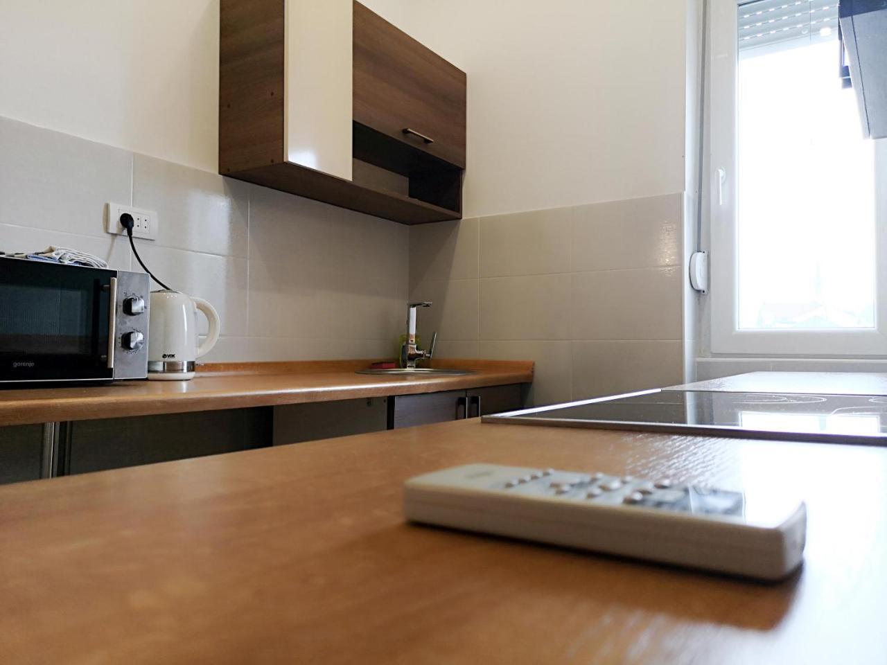 Filinhome Stefanovica Suite 9 Νόβι Σαντ Εξωτερικό φωτογραφία